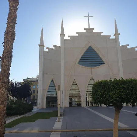Апартаменти Apartamento Moriones Iii